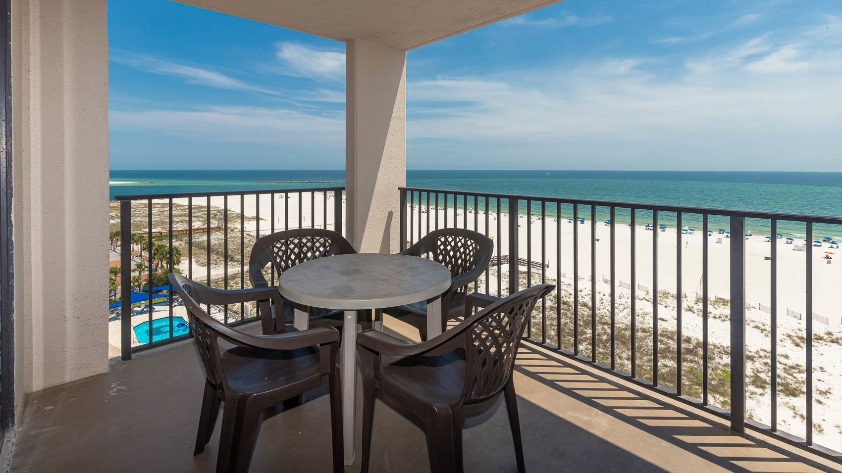 Phoenix East 808 Balcony